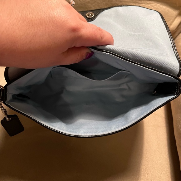 Coach black leather wristlet in excellent condition - Picture 6 of 14